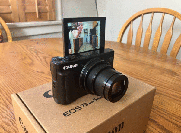 Canon Powershot Sx740 Hs 20.3Mp Point & Shoot Digital Camera Black
